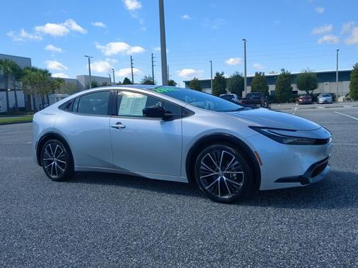 2024 Toyota Prius XLE