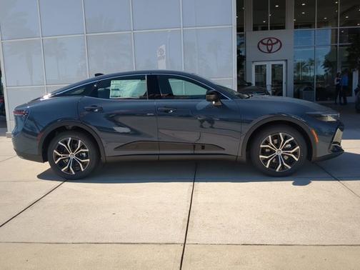 2026 Toyota Crown XLE