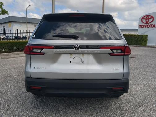 Silver 2026 Toyota Grand Highlander Hybrid XLE