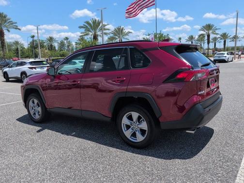 Pearl 2023 Toyota RAV4 XLE