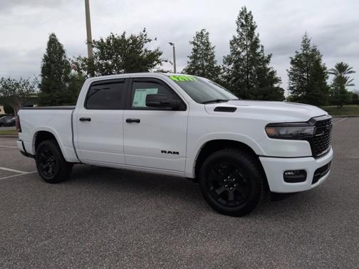Bright White Clearcoat 2025 RAM 1500 Big Horn