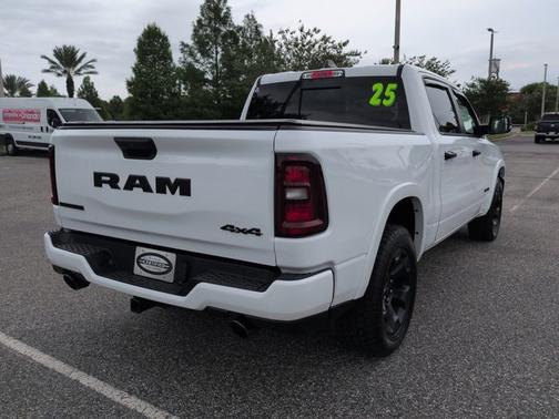 Bright White Clearcoat 2025 RAM 1500 Big Horn