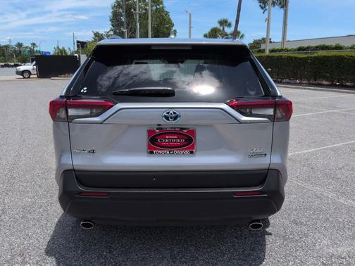 Silver Sky Metallic 2024 Toyota RAV4 Hybrid XLE