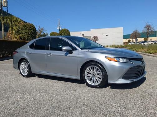 2018 Toyota Camry XLE