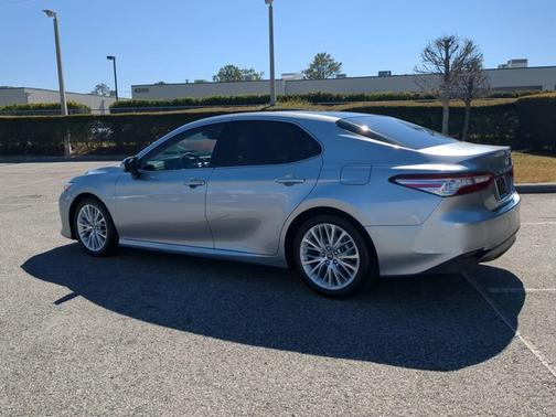 2018 Toyota Camry XLE