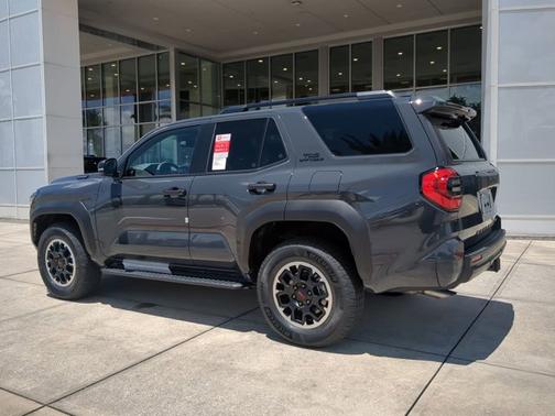 2025 Toyota 4Runner TRD Off Road