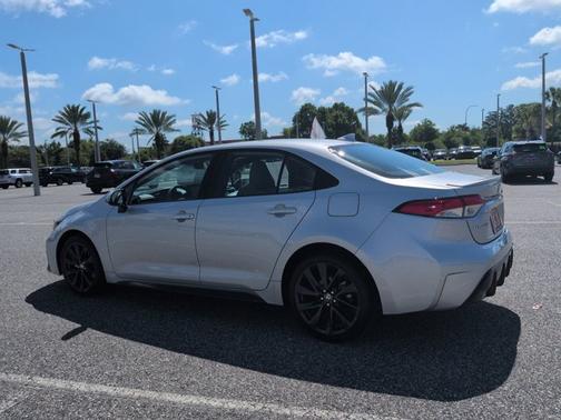 Classic Silver Metallic 2024 Toyota Corolla SE