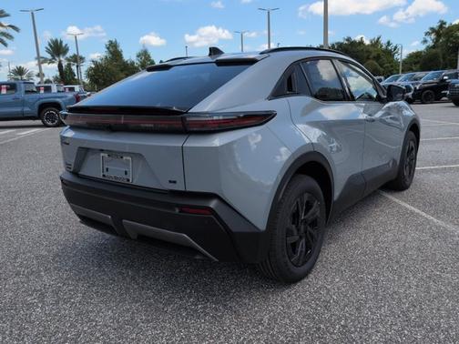 Cement 2026 Toyota C-HR SE