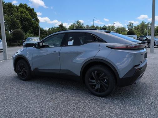 Cement 2026 Toyota C-HR SE