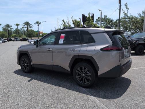 Meteor 2026 Toyota RAV4 XLE Premium
