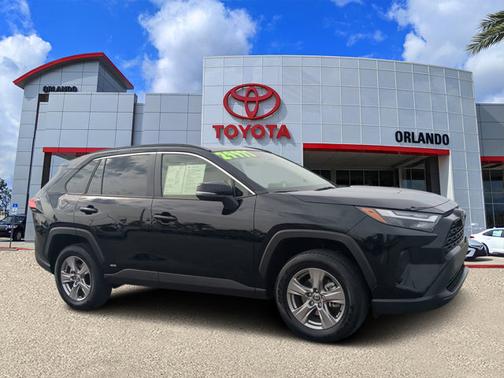 2025 Toyota RAV4 Hybrid XLE