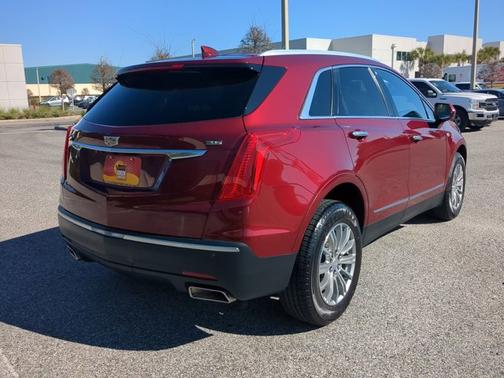2017 Cadillac XT5 Luxury FWD