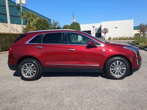 2017 Cadillac XT5 Luxury FWD