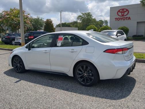 2026 Toyota Corolla Hybrid SE