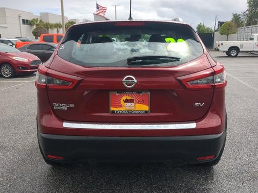 2020 Nissan Rogue Sport SV