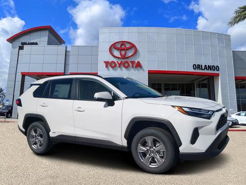 2025 Toyota RAV4 Hybrid XLE