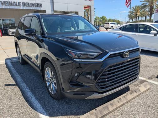 Midnight Black Metallic 2024 Toyota Grand Highlander Platinum