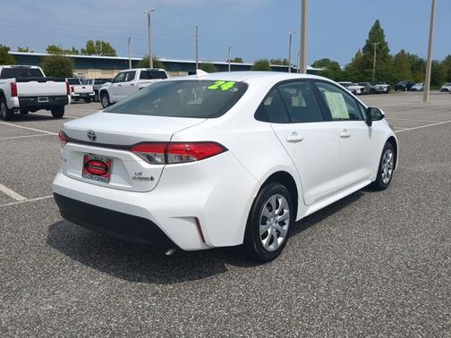 2024 Toyota Corolla Hybrid LE