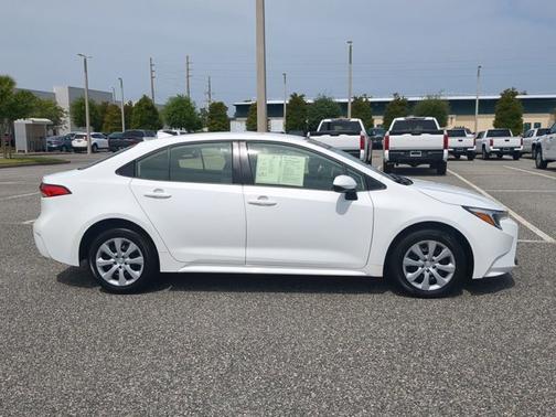 2024 Toyota Corolla Hybrid LE