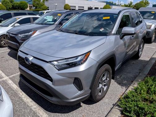 Silver Sky Metallic 2024 Toyota RAV4 Hybrid XLE