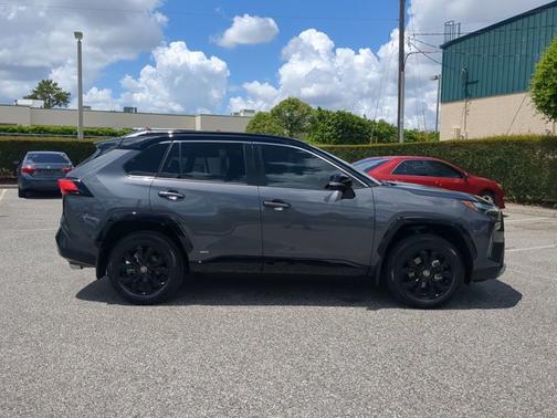 2024 Toyota RAV4 Hybrid XSE