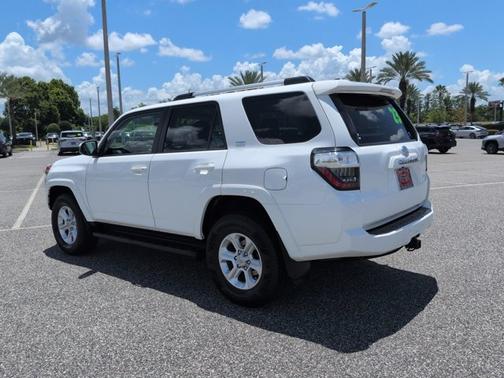 Ice Cap 2023 Toyota 4Runner SR5