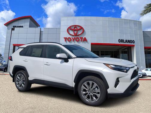2025 Toyota RAV4 XLE Premium