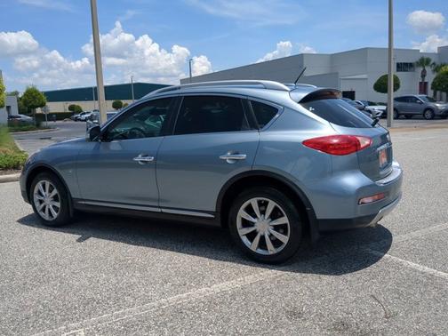 2017 INFINITI QX50 Base