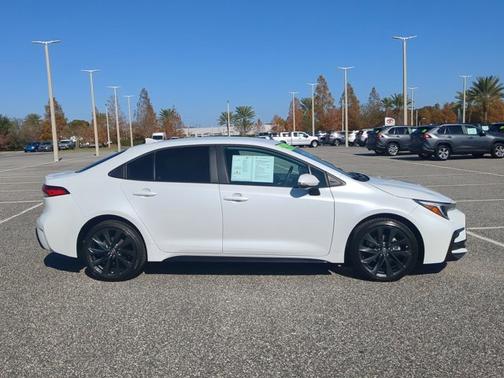 2023 Toyota Corolla SE