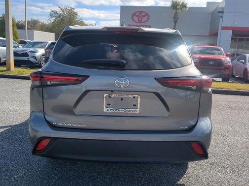 2026 Toyota Highlander Hybrid XLE