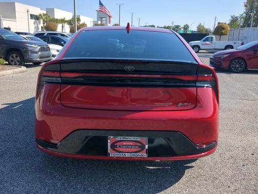 2025 Toyota Prius XLE