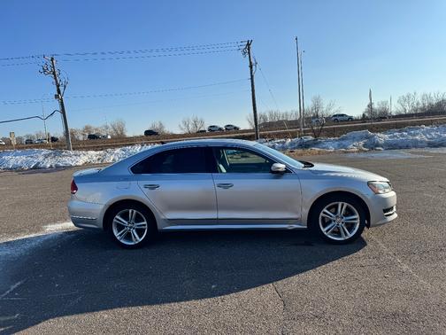 2015 Volkswagen Passat 2.0L TDI SE