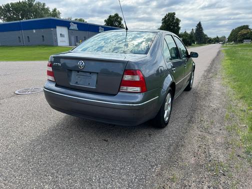 2004 Volkswagen Jetta GLS 2.0L