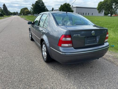 2004 Volkswagen Jetta GLS 2.0L