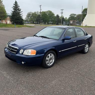 Blue 2004 Kia Optima LX