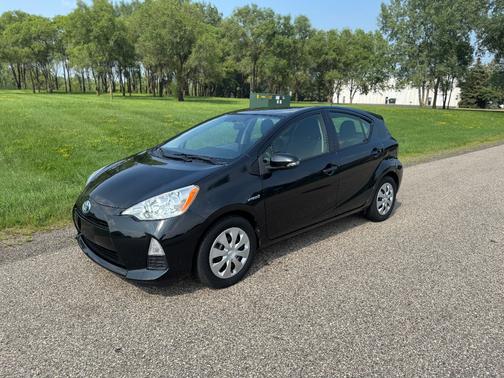 2013 Toyota Prius c Two