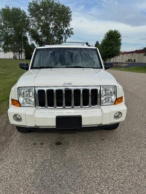 2010 Jeep Commander Sport