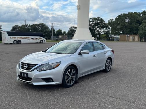 2017 Nissan Altima 2.5 SR