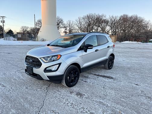 2022 Ford EcoSport SES