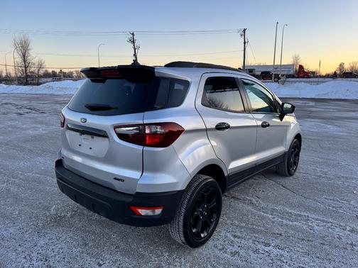 2022 Ford EcoSport SES