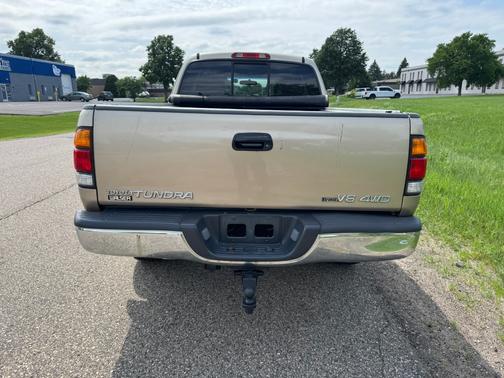 2004 Toyota Tundra SR5