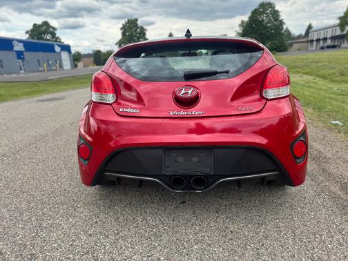 2013 Hyundai Veloster Turbo