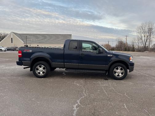 Blue 2005 Ford F-150 FX4