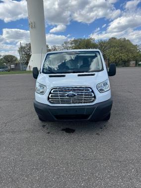 White 2015 Ford Transit-250