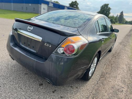 2012 Nissan Altima 2.5 S