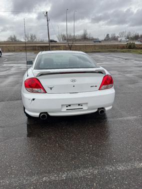 White 2006 Hyundai Tiburon GT