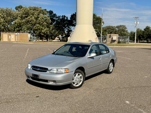 1998 Nissan Altima GXE