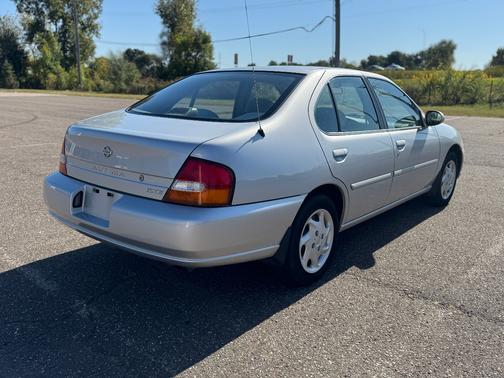 1998 Nissan Altima GXE