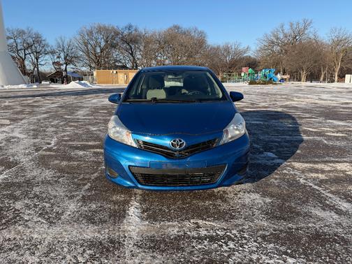 2014 Toyota Yaris LE
