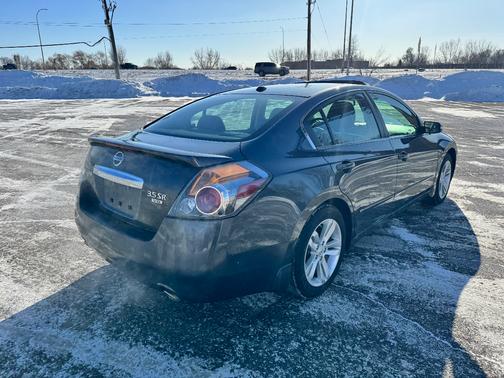 2011 Nissan Altima 3.5 SR
